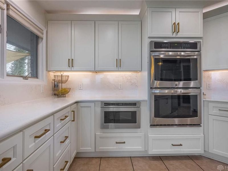 130 Heatherwoode Circle, Springboro, OH 45066 Photo 21