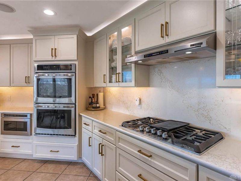 130 Heatherwoode Circle, Springboro, OH 45066 Photo 23