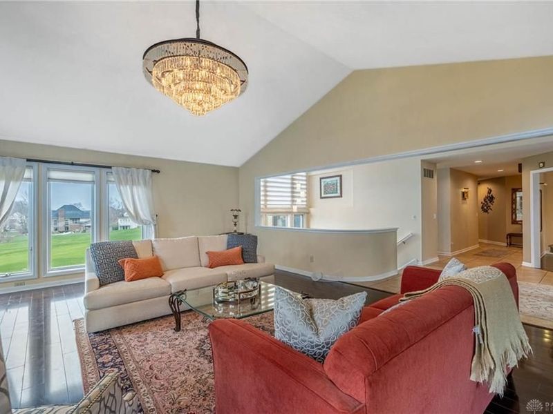 130 Heatherwoode Circle, Springboro, OH 45066 Photo 8