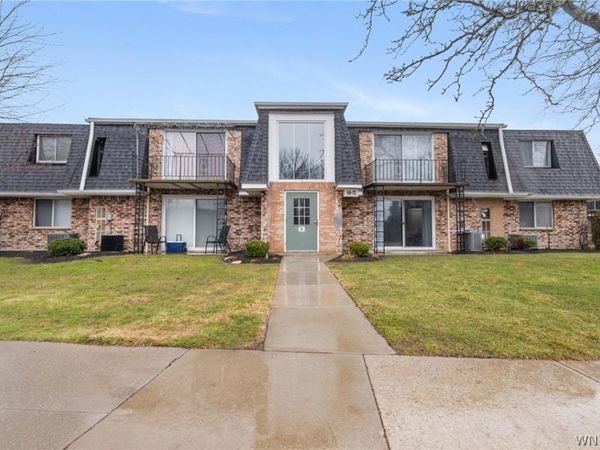 70 Foxberry Drive , Unit A, Getzville, NY 14068