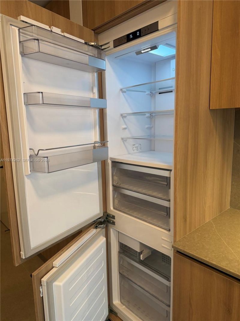 121 NE 5th , Unit 501B, Miami, FL 33132 Photo