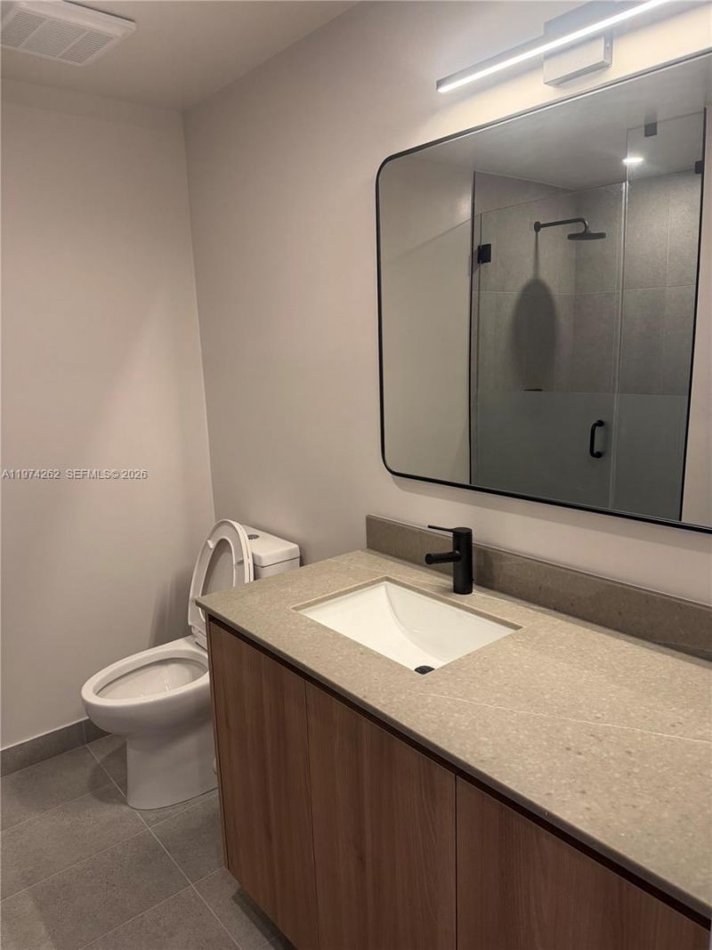 121 NE 5th , Unit 501B, Miami, FL 33132 Photo