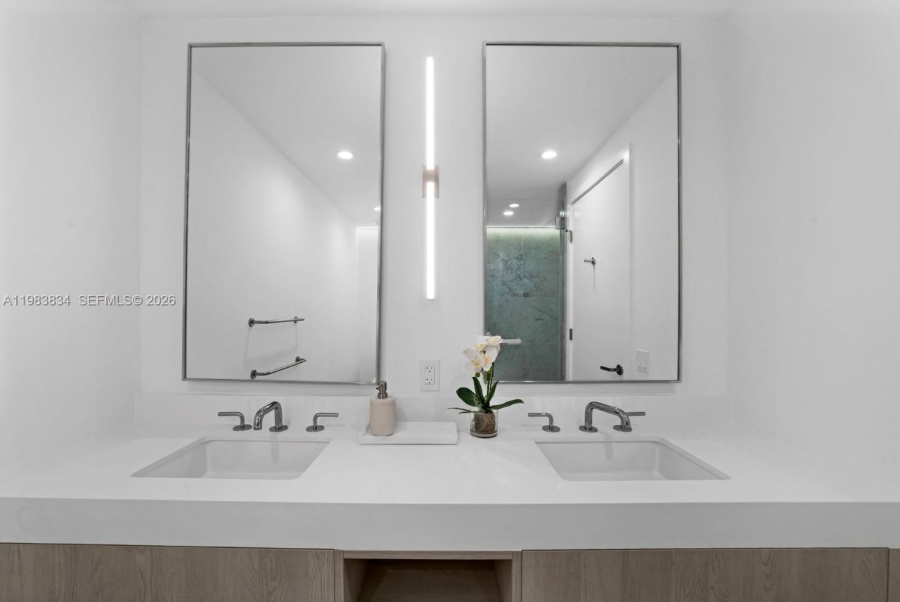 9221 E Bay Harbor Drive , Unit 412, Bay Harbor Islands, FL 33154 Photo