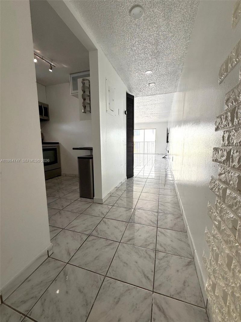 1150 Collins Ave , Unit 301, Miami Beach, FL 33139 Photo