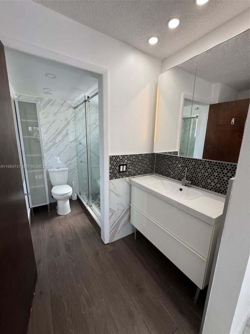 1150 Collins Ave , Unit 301, Miami Beach, FL 33139 Photo