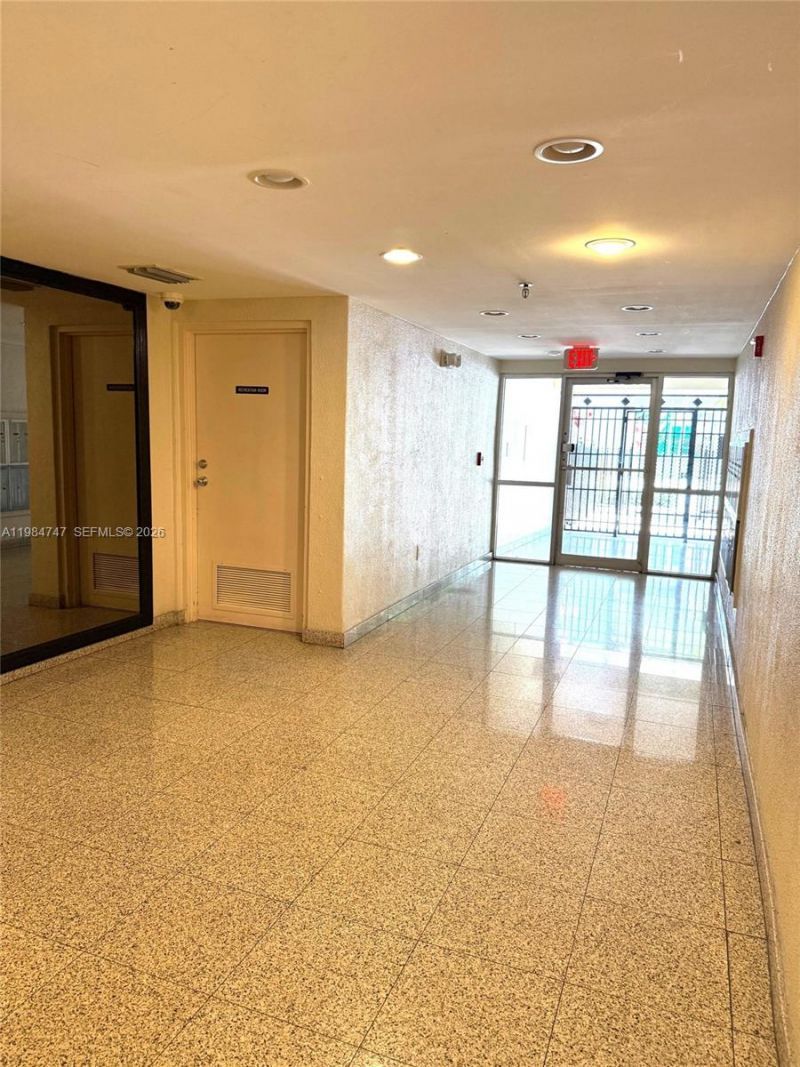 1150 Collins Ave , Unit 301, Miami Beach, FL 33139 Photo