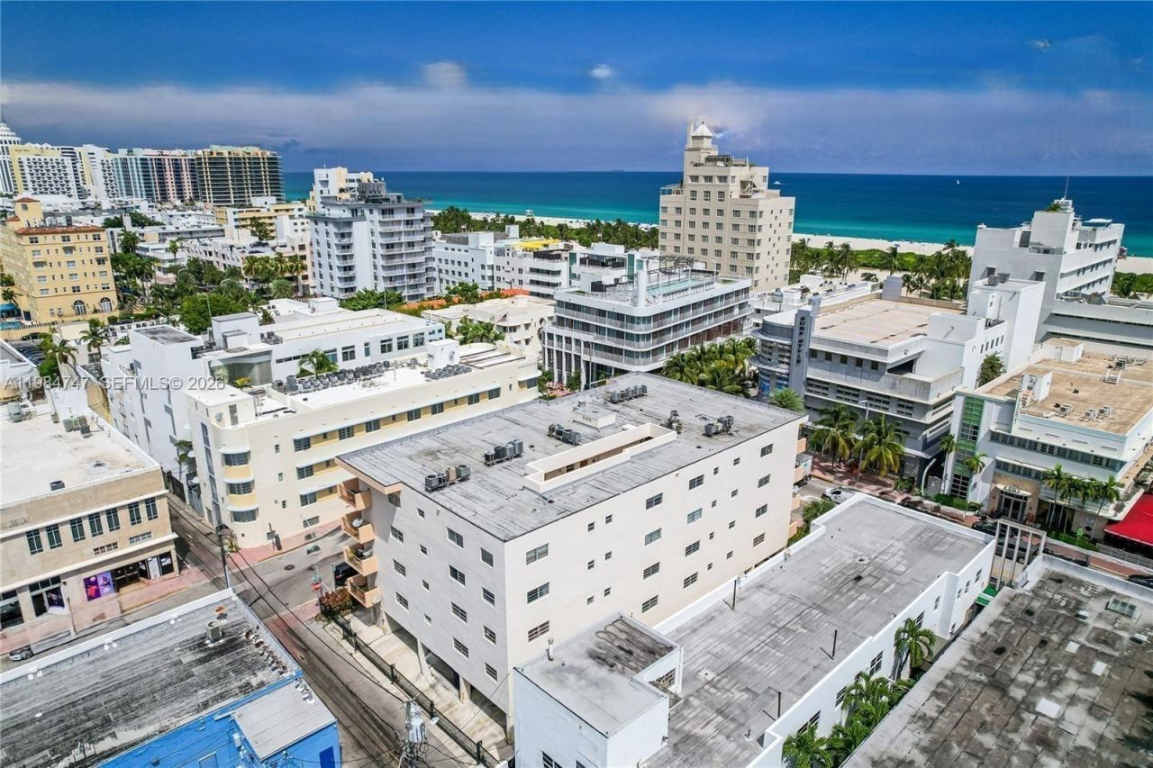 1150 Collins Ave , Unit 301, Miami Beach, FL 33139 Photo