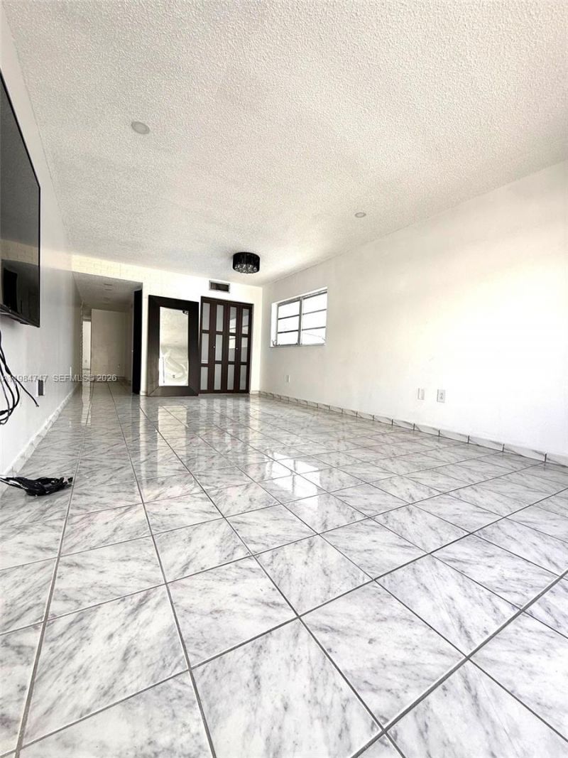 1150 Collins Ave , Unit 301, Miami Beach, FL 33139 Photo