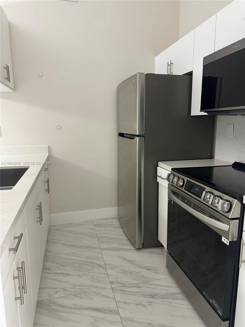 6708 NW 188th Ter , Hialeah, FL 33015 Photo