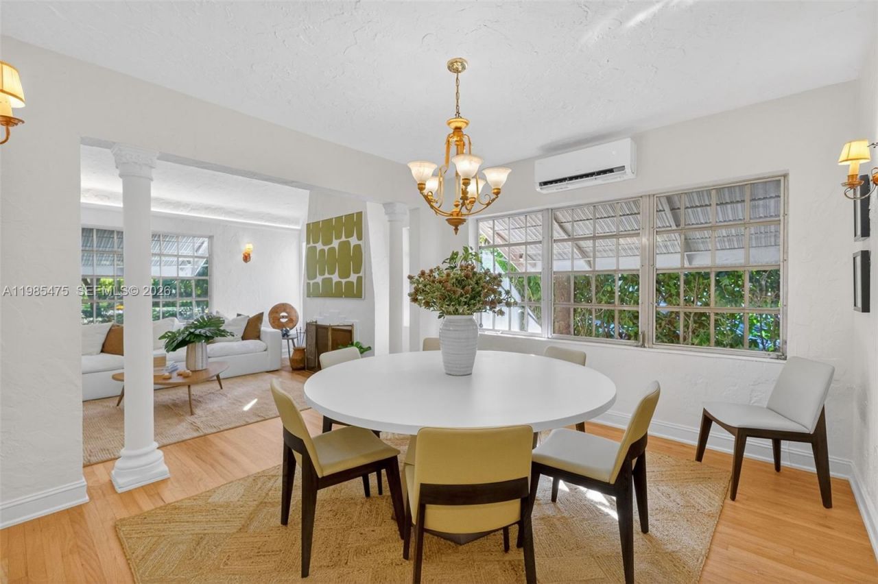 1305 Alhambra Cir , Coral Gables, FL 33134 Photo