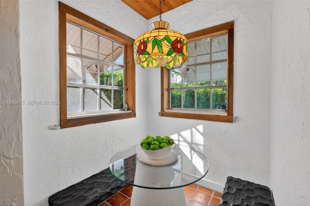 1305 Alhambra Cir , Coral Gables, FL 33134 Photo