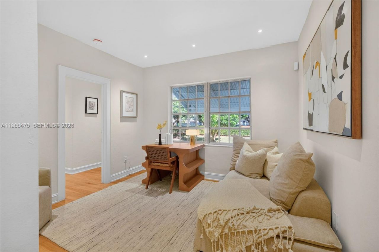 1305 Alhambra Cir , Coral Gables, FL 33134 Photo