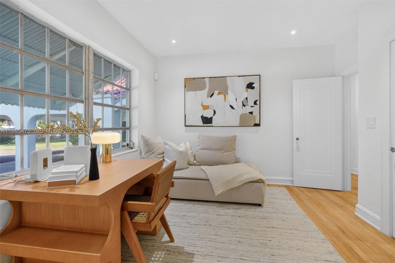 1305 Alhambra Cir , Coral Gables, FL 33134 Photo