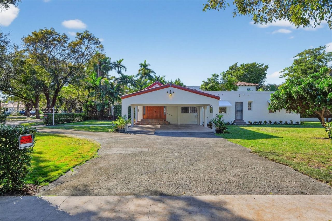 1305 Alhambra Cir , Coral Gables, FL 33134 Photo