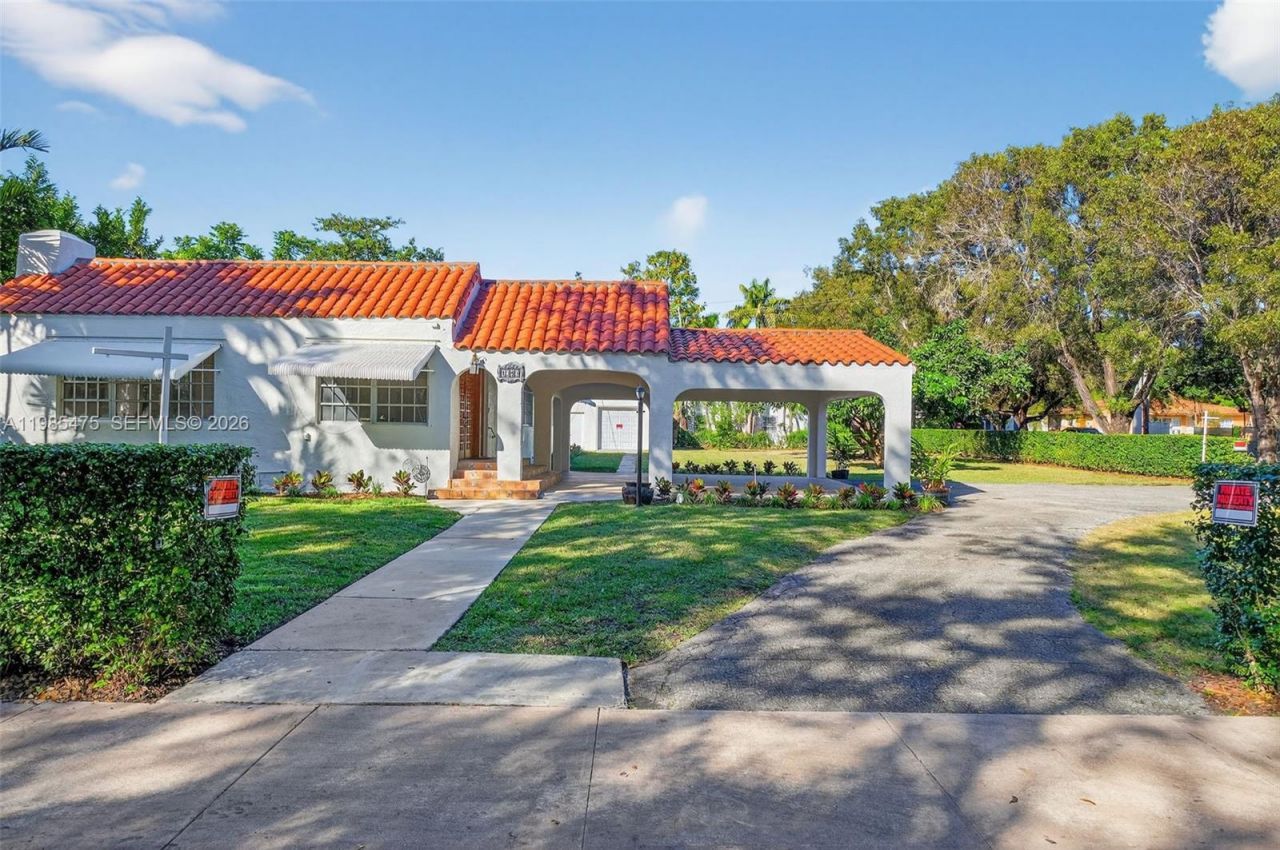 1305 Alhambra Cir, Coral Gables, FL 33134 Photo