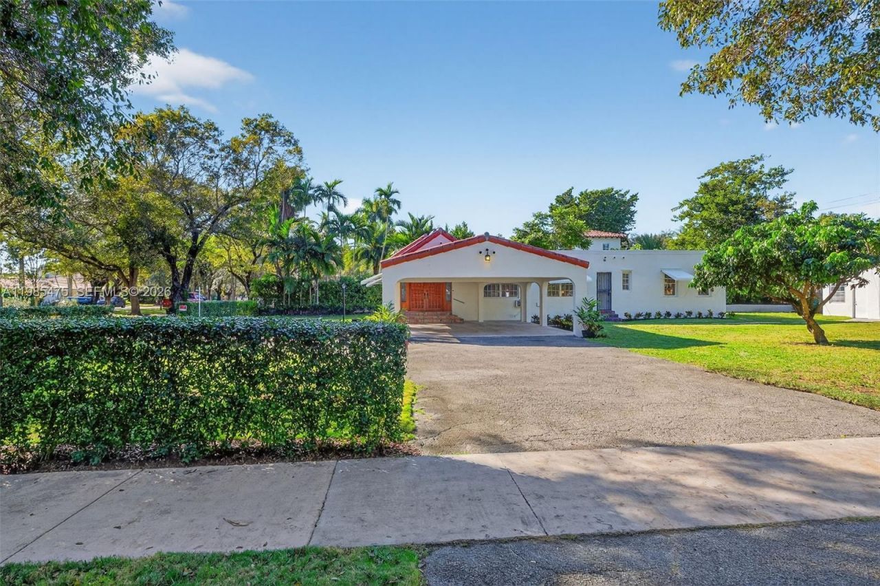 1305 Alhambra Cir , Coral Gables, FL 33134 Photo