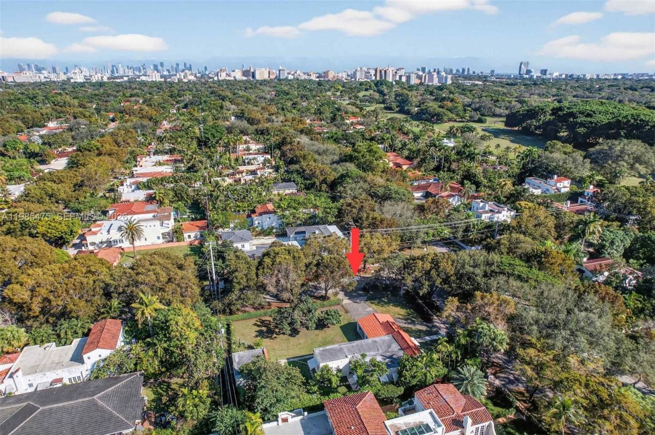 1305 Alhambra Cir , Coral Gables, FL 33134 Photo