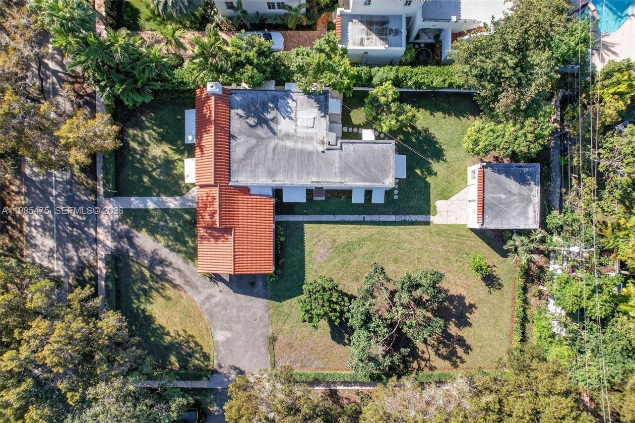 1305 Alhambra Cir, Coral Gables, FL 33134 Photo