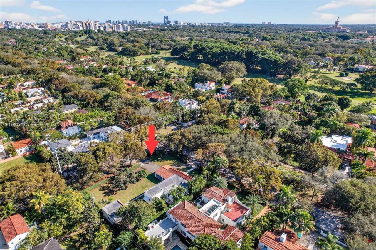 1305 Alhambra Cir , Coral Gables, FL 33134 Photo