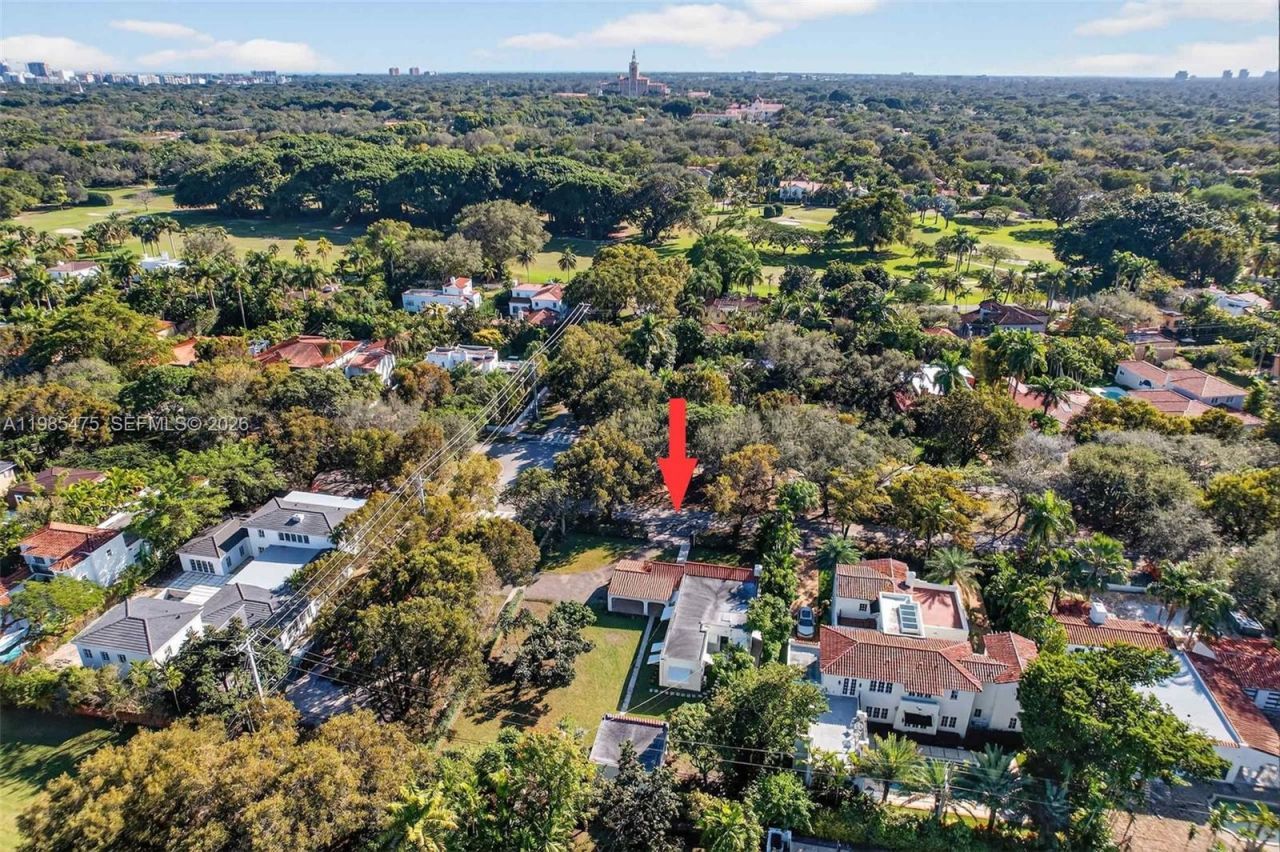 1305 Alhambra Cir , Coral Gables, FL 33134 Photo