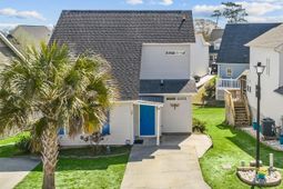 829 9th Ave. S photo 4