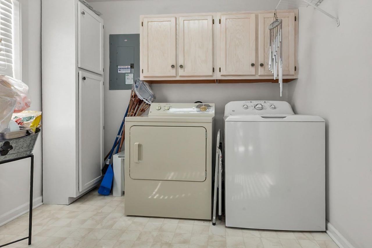 829 9th Ave. S Photo 31