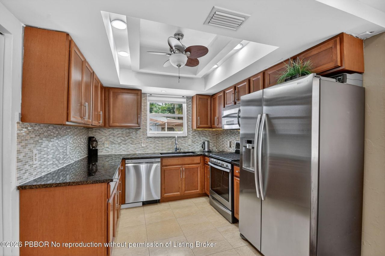 328 Monroe Drive, West Palm Beach, FL 33405 Photo