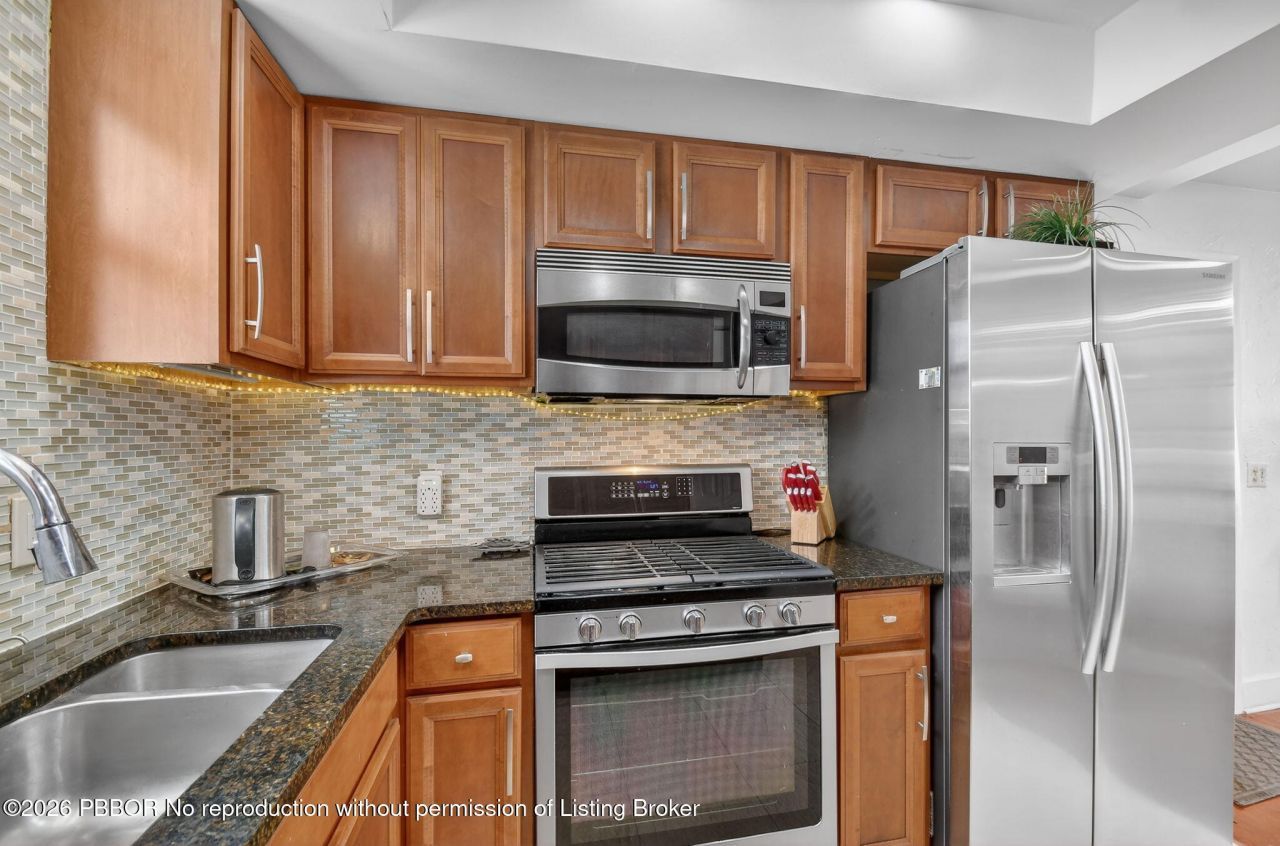 328 Monroe Drive, West Palm Beach, FL 33405 Photo