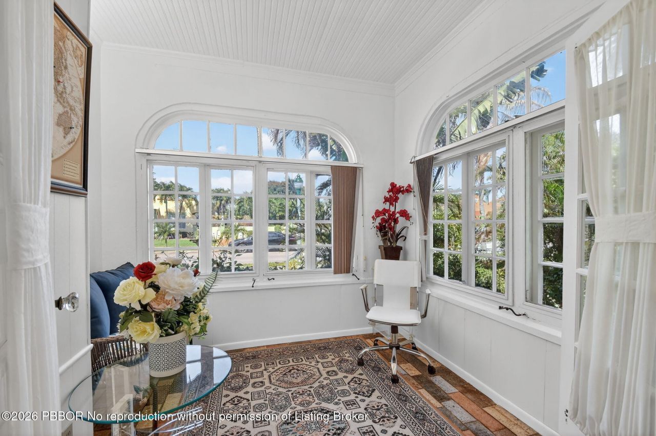 328 Monroe Drive, West Palm Beach, FL 33405 Photo