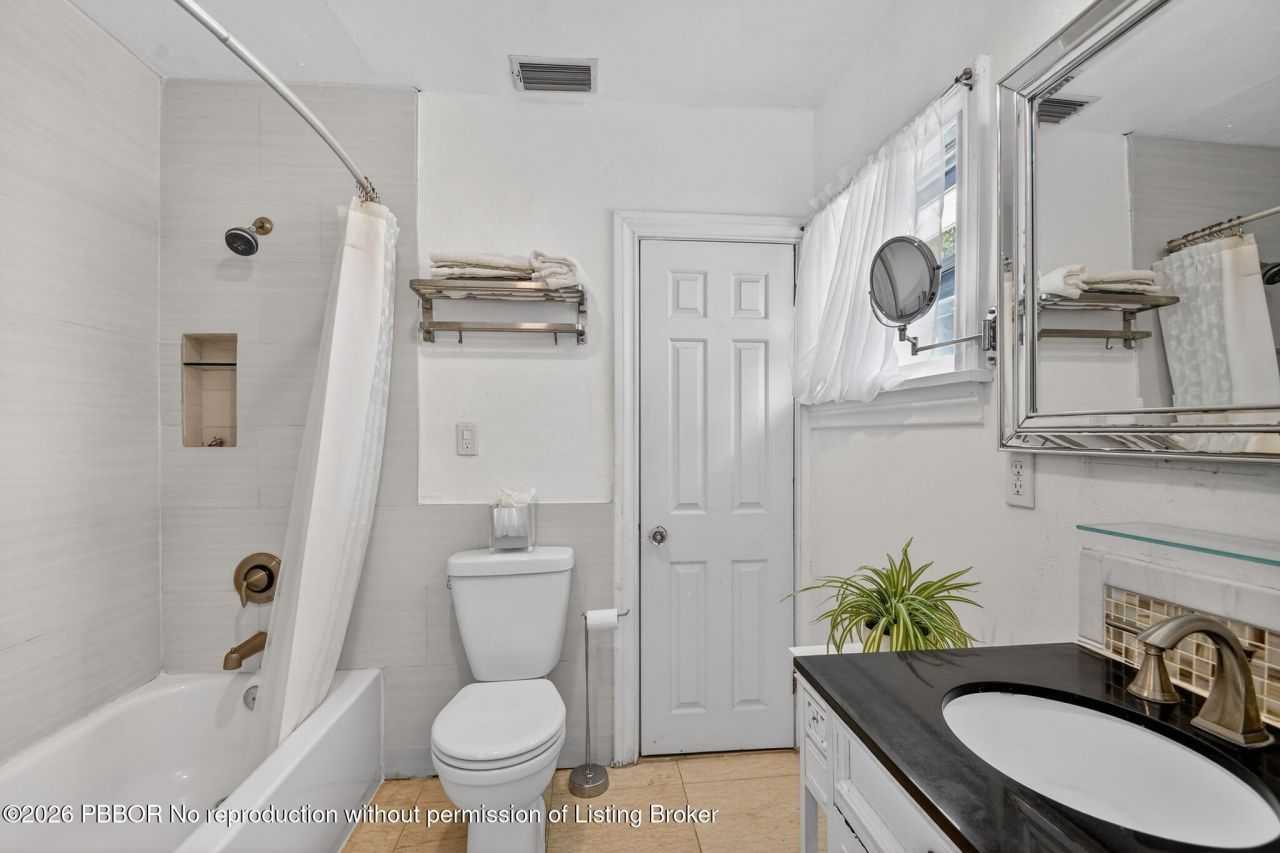 328 Monroe Drive, West Palm Beach, FL 33405 Photo