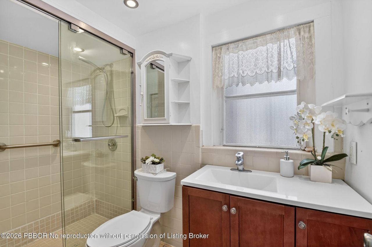 328 Monroe Drive, West Palm Beach, FL 33405 Photo