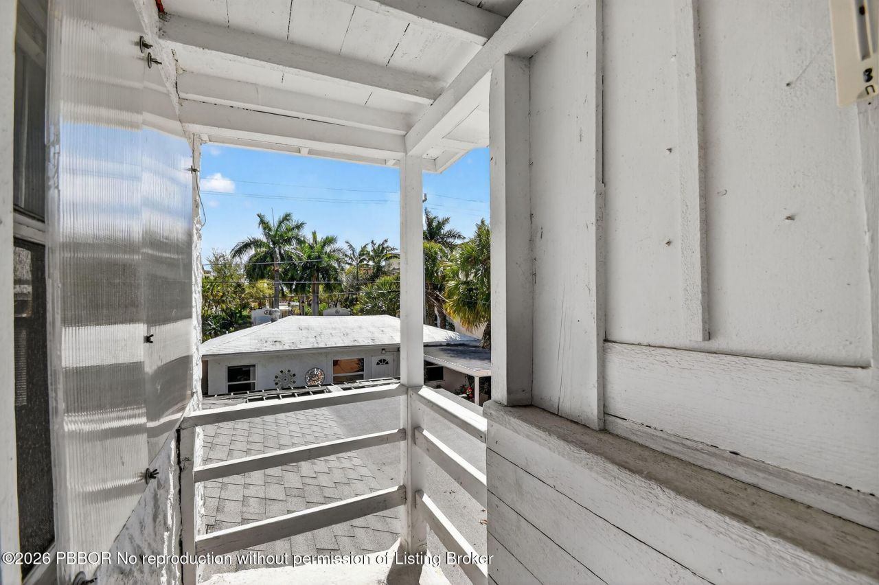 328 Monroe Drive, West Palm Beach, FL 33405 Photo