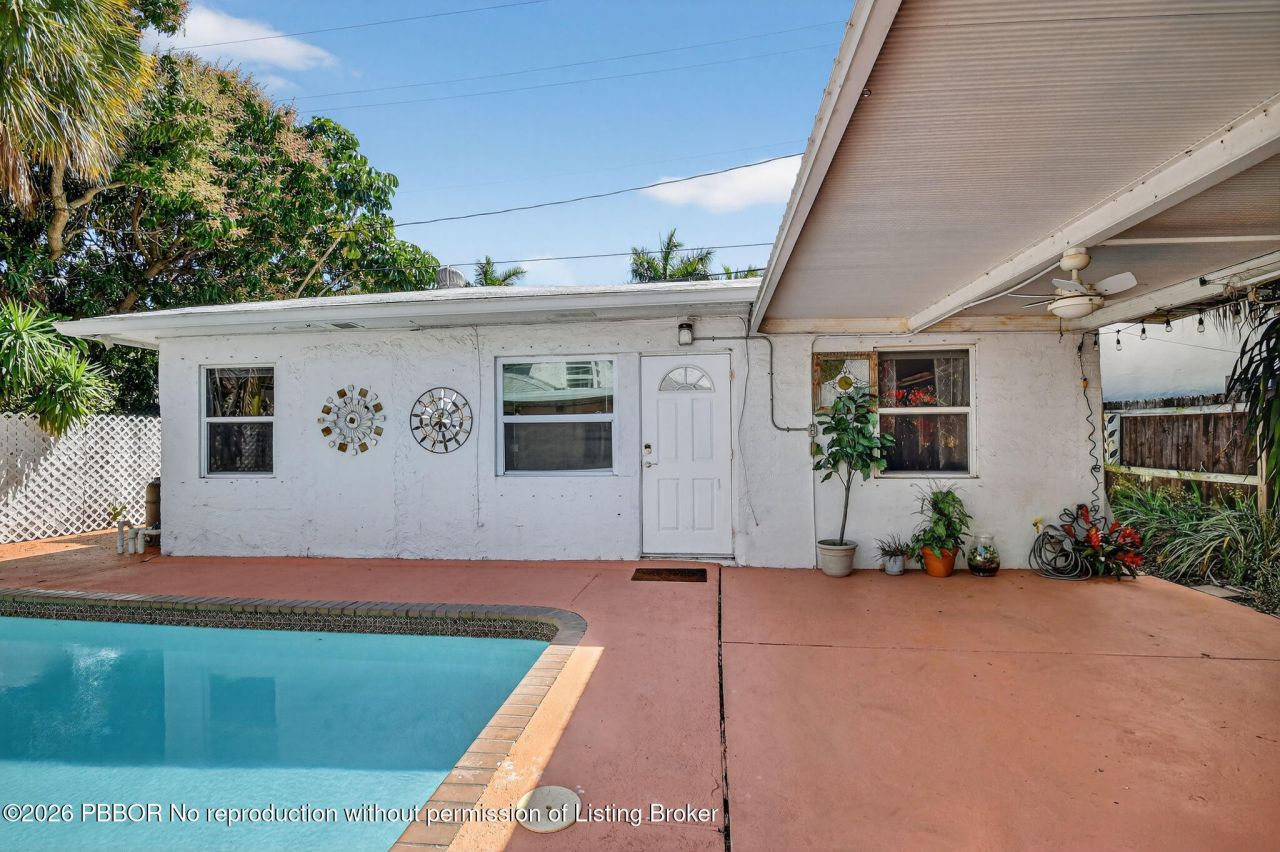 328 Monroe Drive, West Palm Beach, FL 33405 Photo