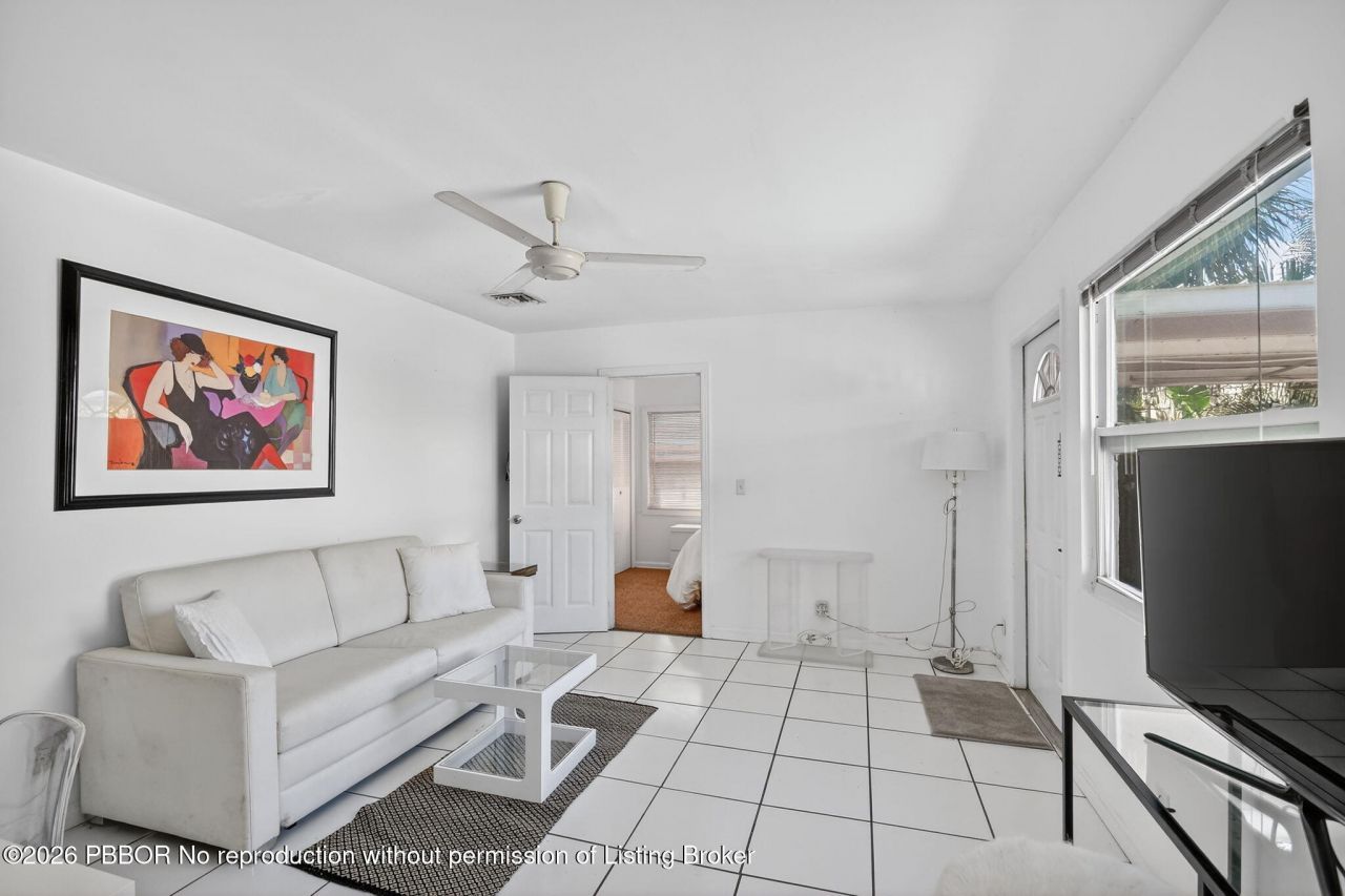 328 Monroe Drive, West Palm Beach, FL 33405 Photo