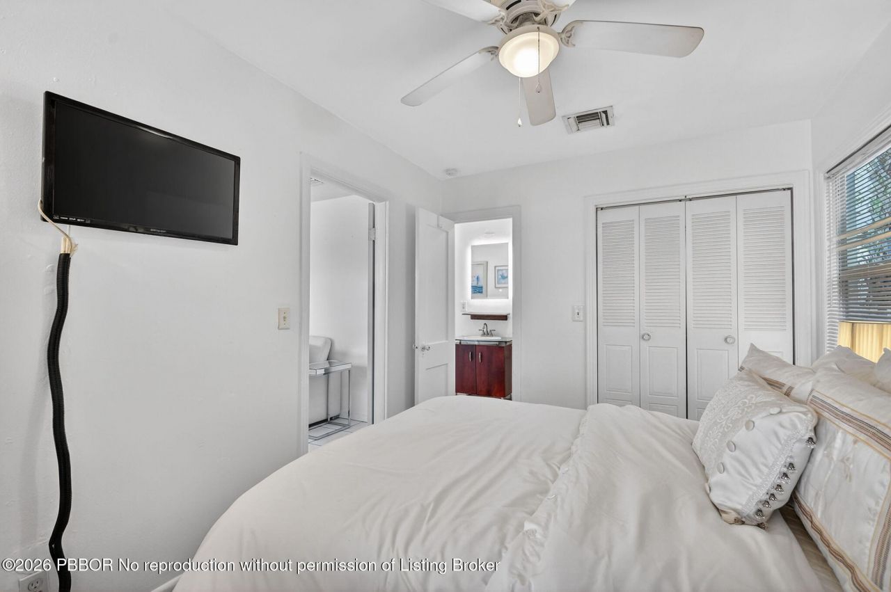 328 Monroe Drive, West Palm Beach, FL 33405 Photo