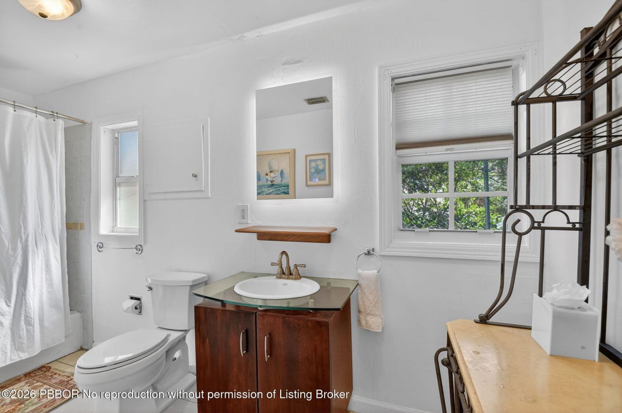 328 Monroe Drive, West Palm Beach, FL 33405 Photo