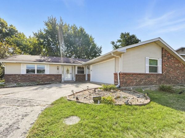 3516 Debeney Drive, Fort Wayne, IN 46816