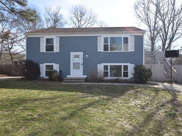 26 Ryder Rd, Harwich, MA 02645