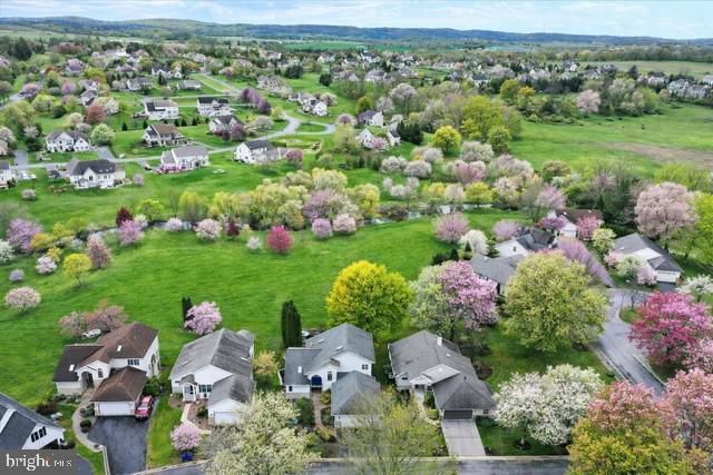 725 BROOKSIDE LANE, LEBANON, PA 17042