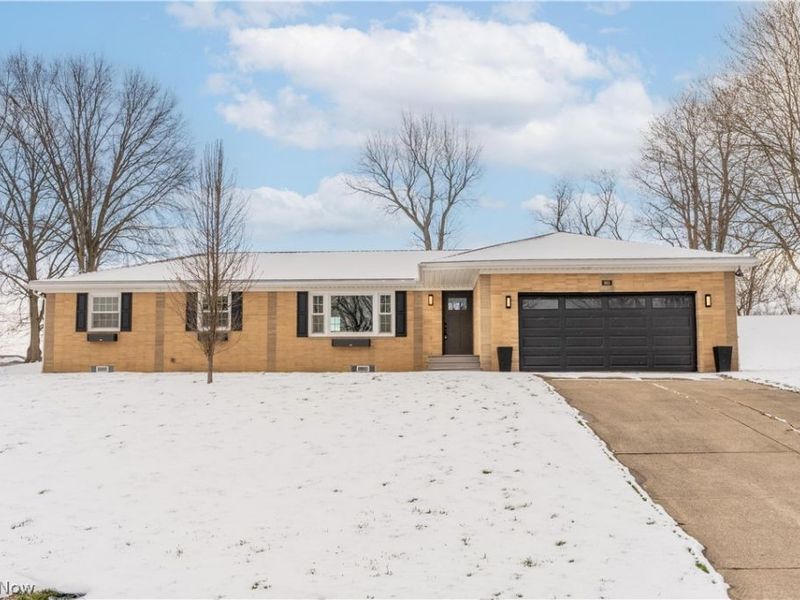 960 Impala Drive , Akron, OH 44319 Photo 1