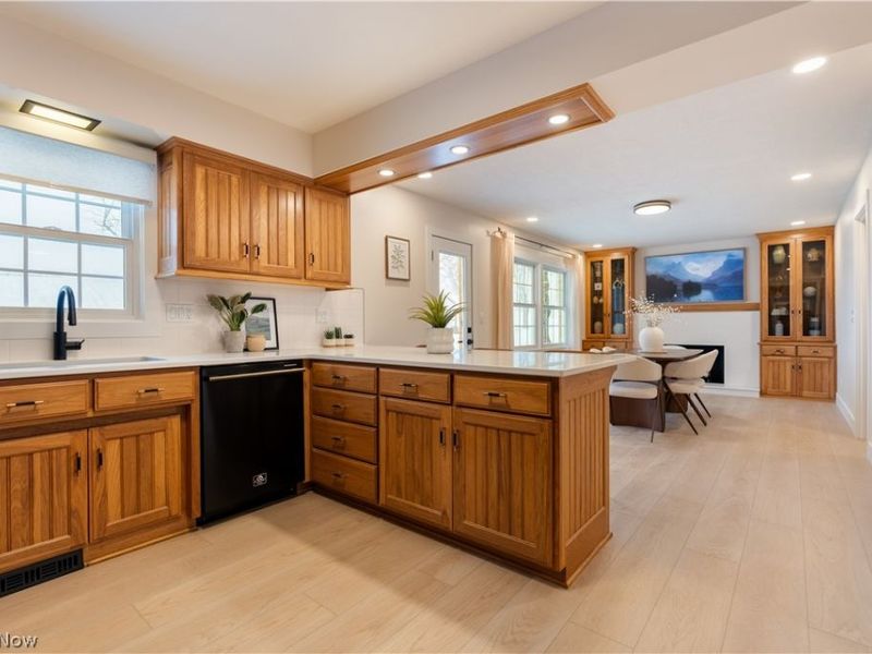 960 Impala Drive , Akron, OH 44319 Photo 11