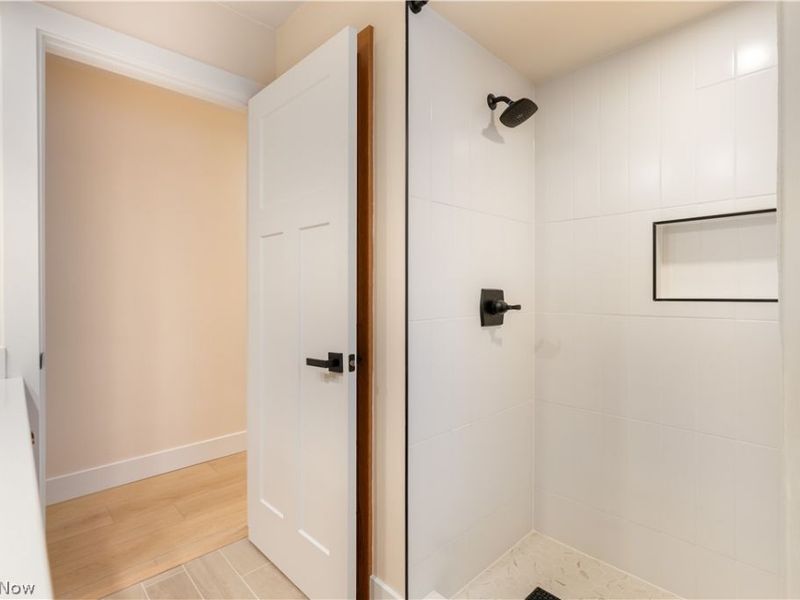 960 Impala Drive , Akron, OH 44319 Photo 21