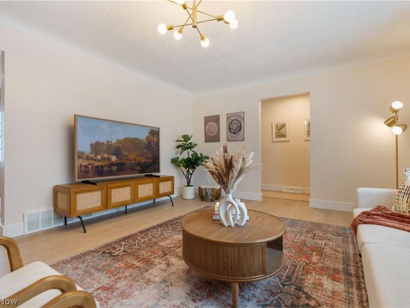 960 Impala Drive , Akron, OH 44319 Photo 7