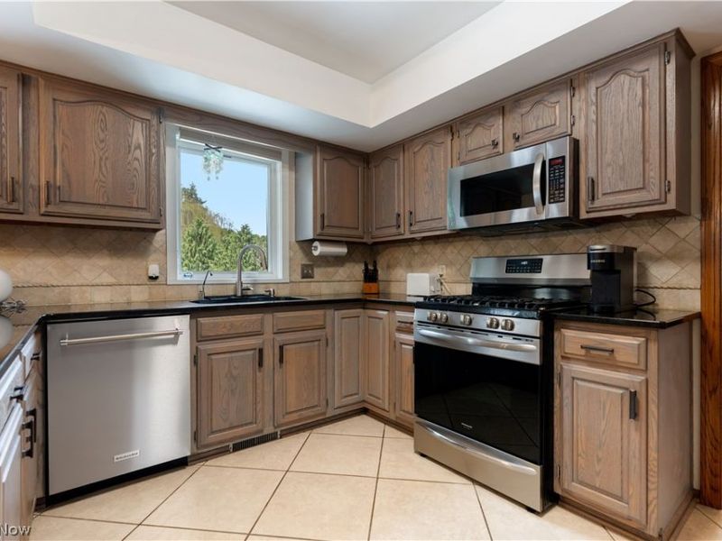 8259 Bricker Road NW, Massillon, OH 44646 Photo 15