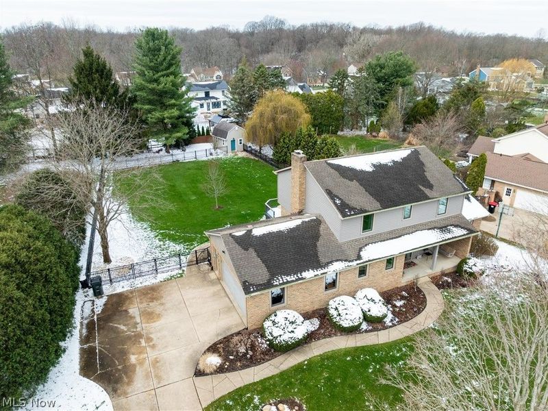 8259 Bricker Road NW, Massillon, OH 44646 Photo 2