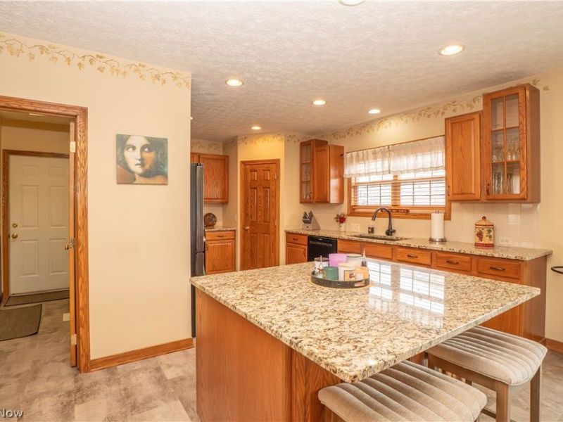 4514 Plain Center Avenue NE, Canton, OH 44714 Photo 16