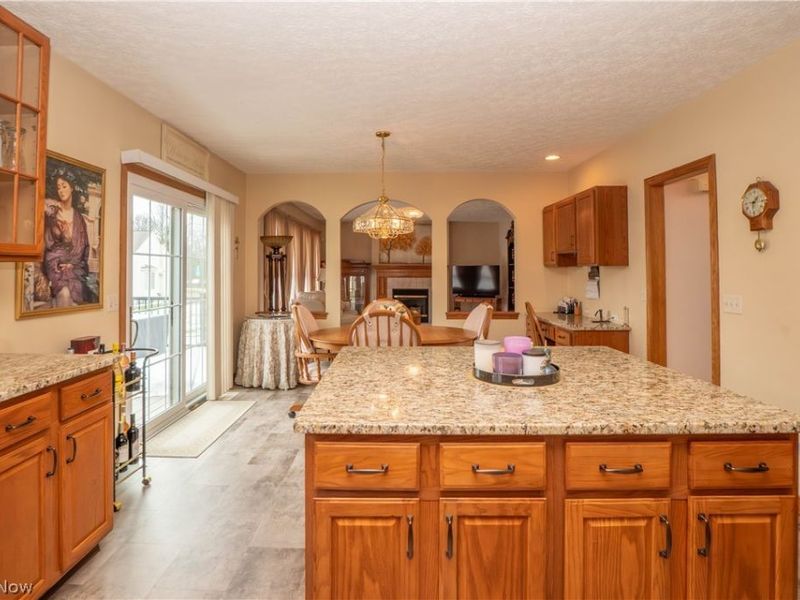 4514 Plain Center Avenue NE, Canton, OH 44714 Photo 20