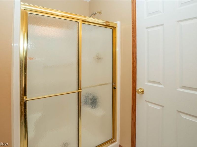 4514 Plain Center Avenue NE, Canton, OH 44714 Photo 32