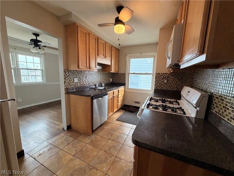 3023 Torrington Avenue, Parma, OH 44134 Photo 13