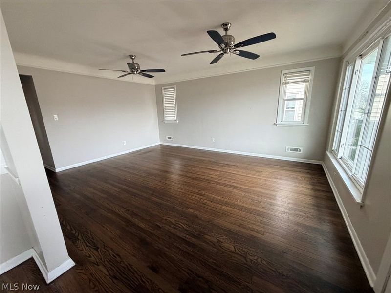 3023 Torrington Avenue, Parma, OH 44134 Photo 4